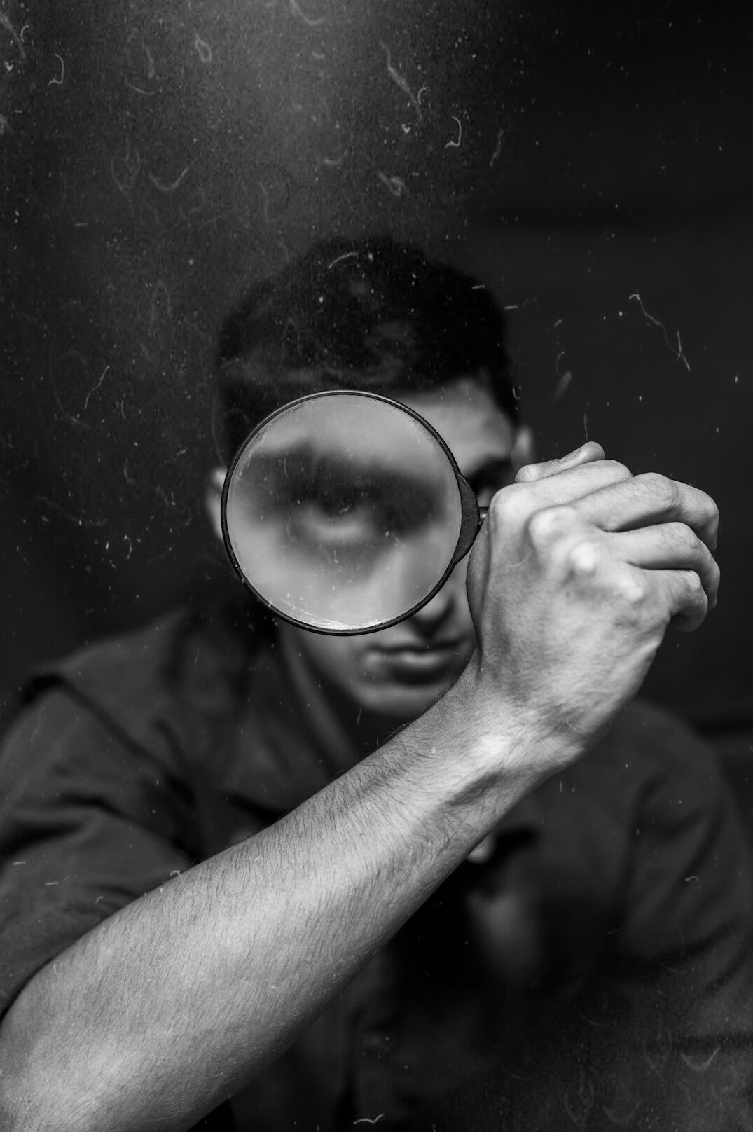 detective solving mystery