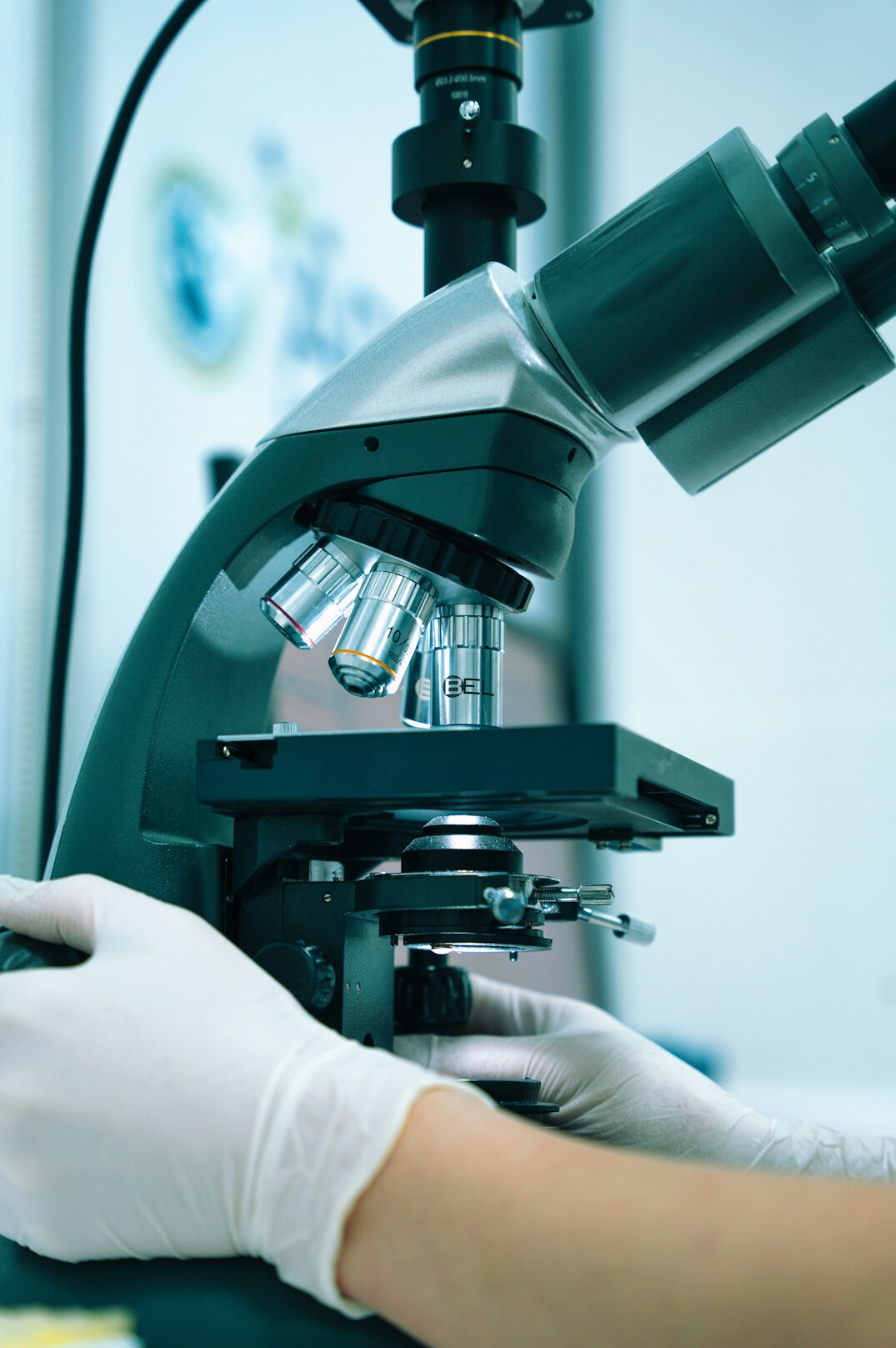 forensic analysis lab